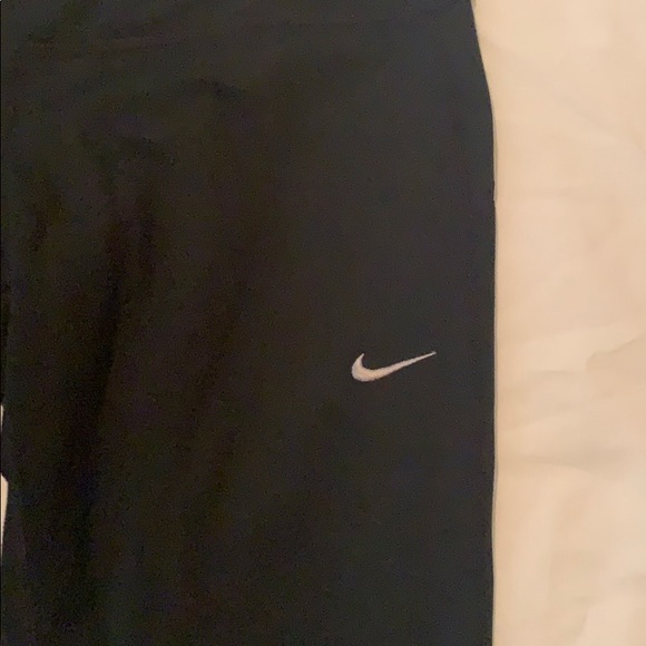 Nike reflecting cropped leggings - Picture 2 of 3